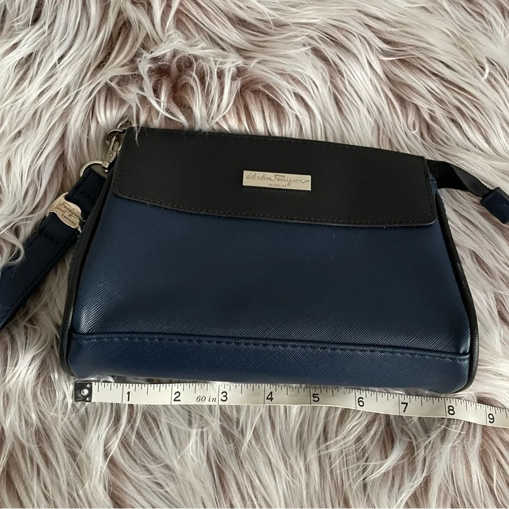 Salvatore Ferragamo Blue Makeup Bag - Picture 8 of 9